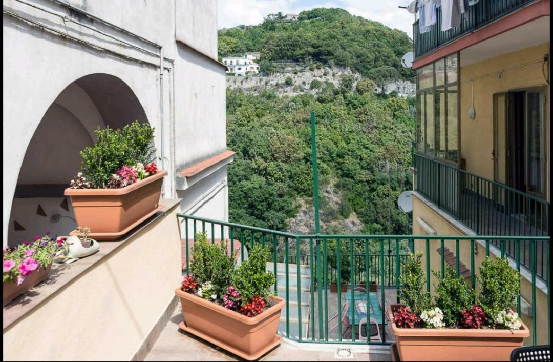 La Casetta Di Ilma Vietri Exterior foto