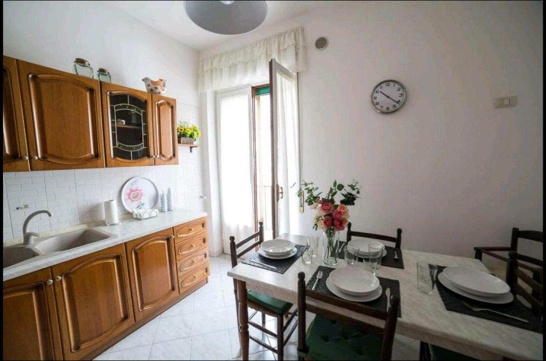 La Casetta Di Ilma Vietri Exterior foto