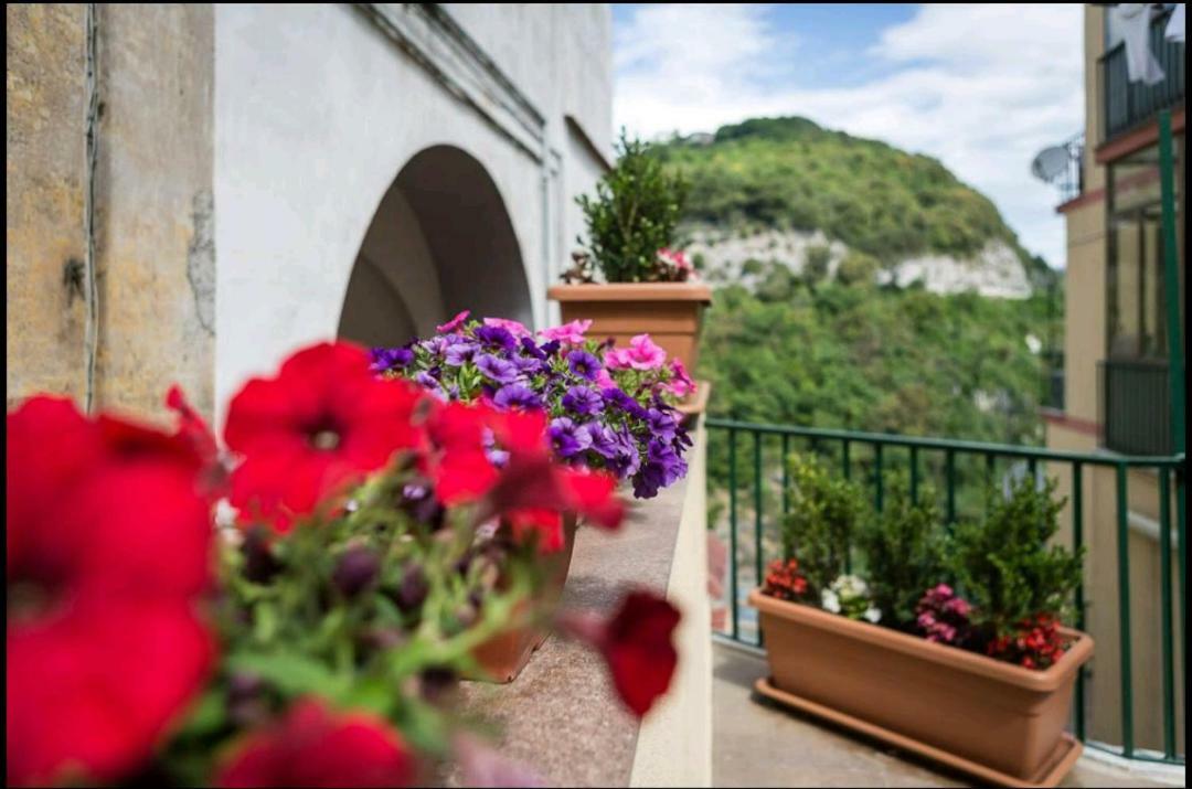 La Casetta Di Ilma Vietri Exterior foto